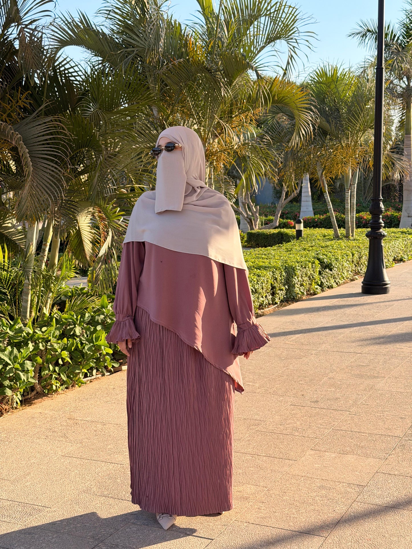 sira suit - سِيرَا